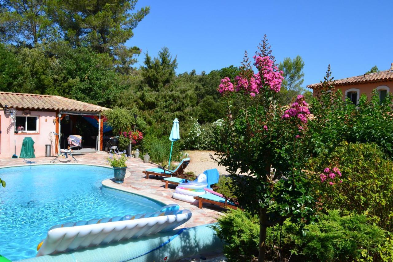 Suite 30 M2 Ideale Pour 2 Personnes Flassans-sur-Issole Exterior photo