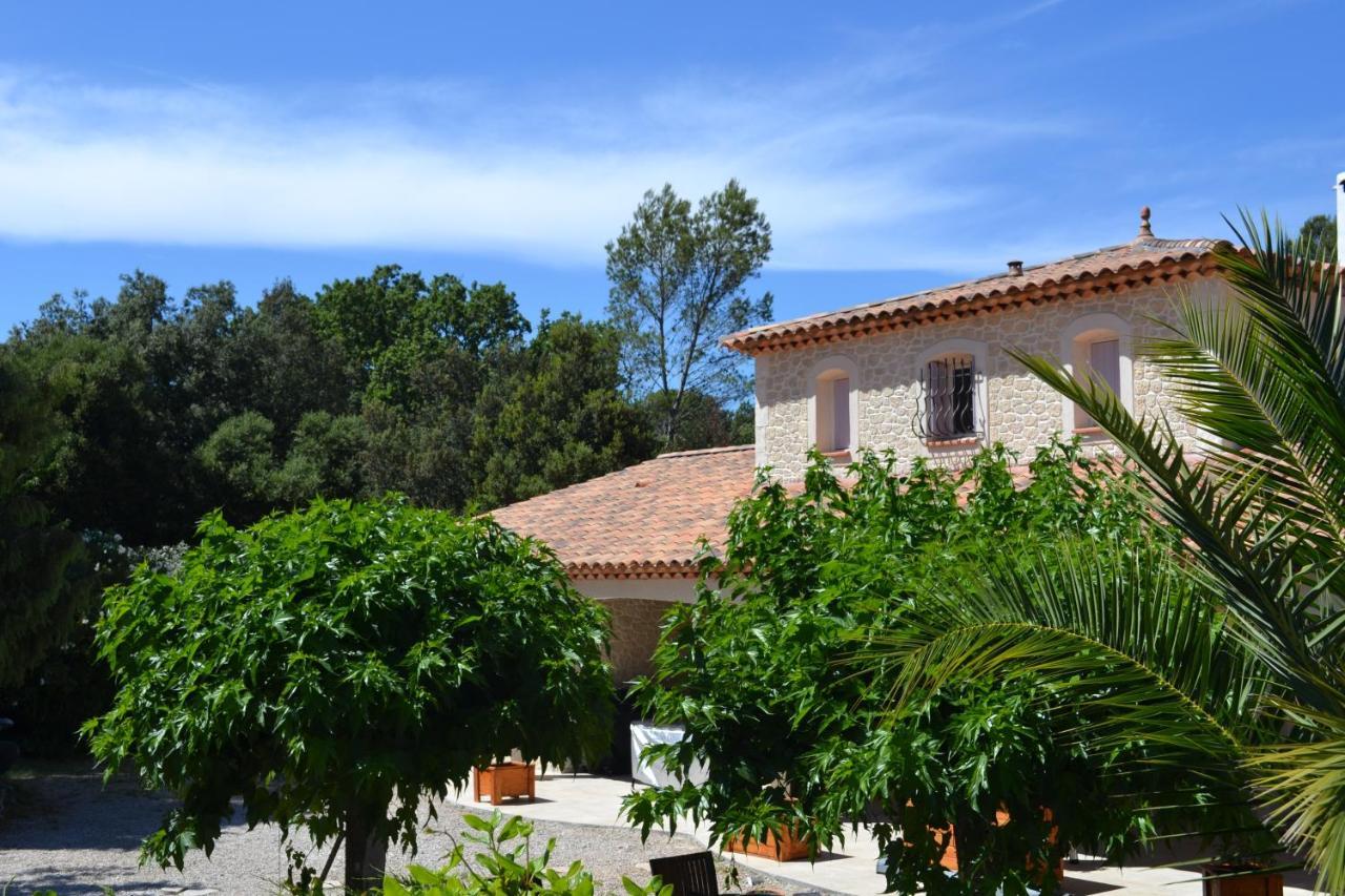 Suite 30 M2 Ideale Pour 2 Personnes Flassans-sur-Issole Exterior photo